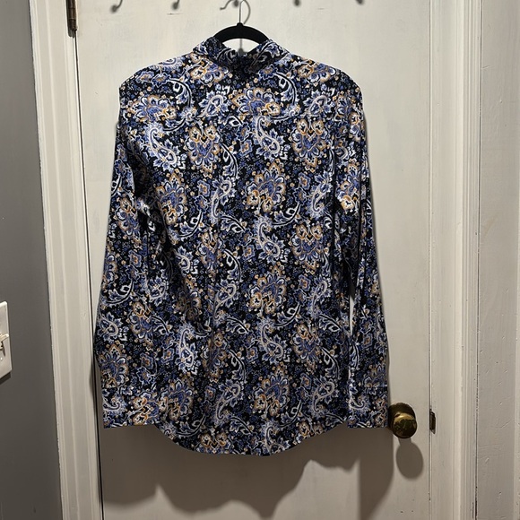 ROBERT GRAHAM button down dress shirt - Picture 7 of 7